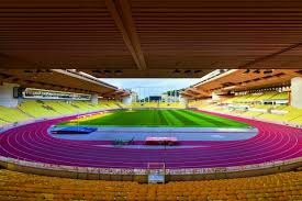 有趣，詹姆斯透露对东契奇加盟湖人队的交易做出“人性化”反应